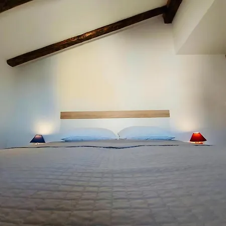 Karlo Auf Zwei Wohnebenen, Mit Meerblick