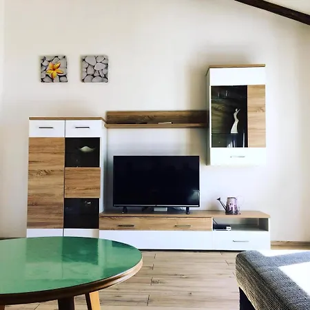 Karlo Auf Zwei Wohnebenen, Mit Meerblick Apartman Supetarska Draga